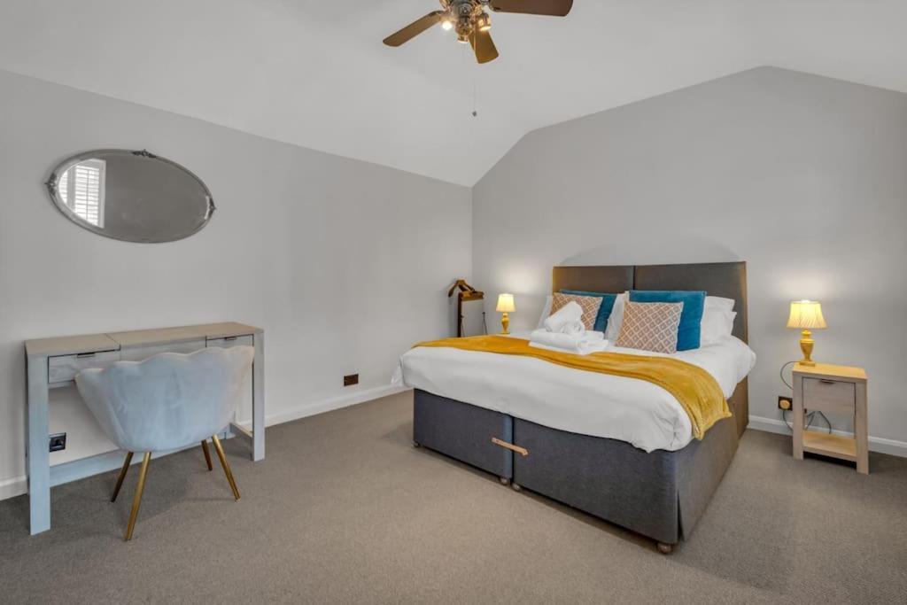 Two Bedroom Private Cottage With Private Parking Just By The Sea Herne Bay Extérieur photo