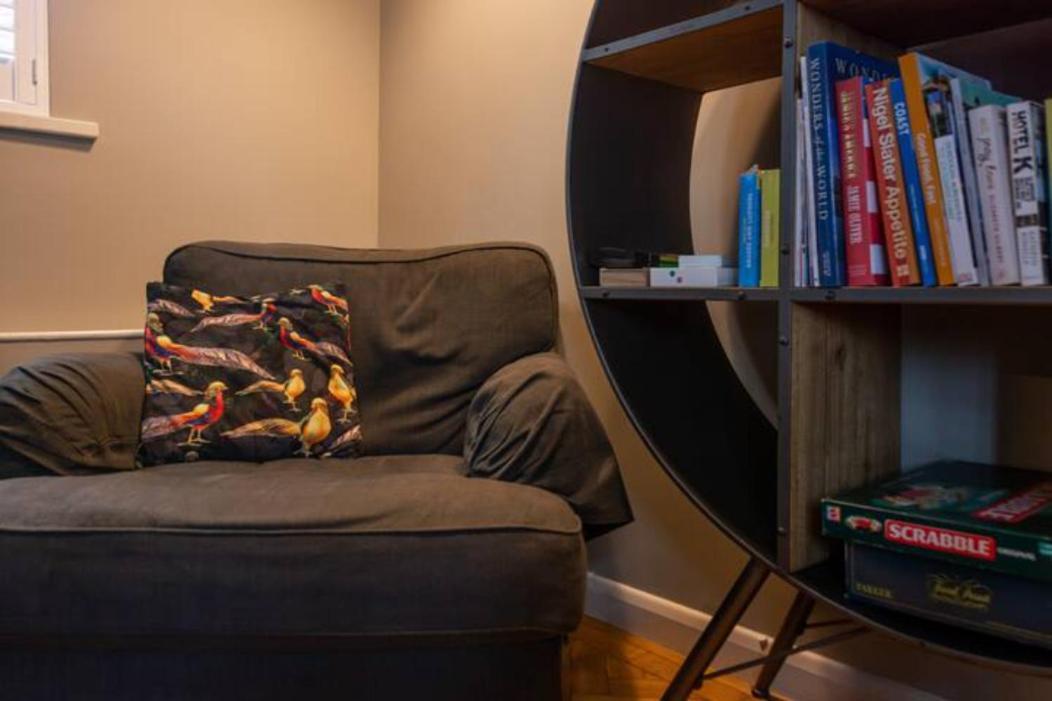 Two Bedroom Private Cottage With Private Parking Just By The Sea Herne Bay Extérieur photo
