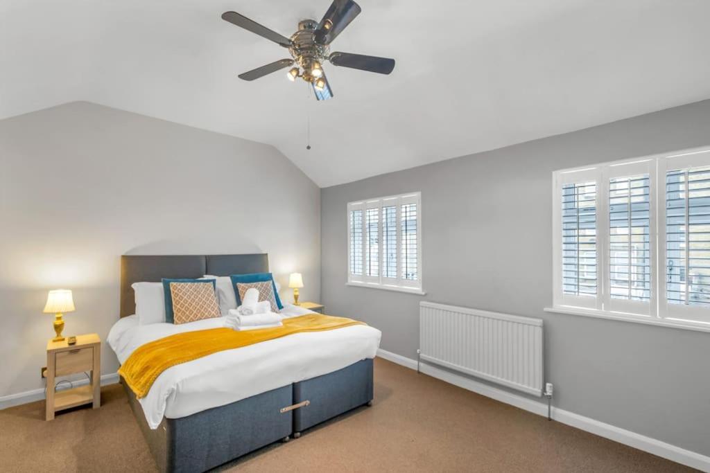 Two Bedroom Private Cottage With Private Parking Just By The Sea Herne Bay Extérieur photo